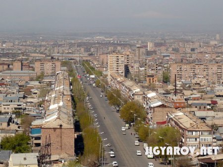 Erevan /  -  